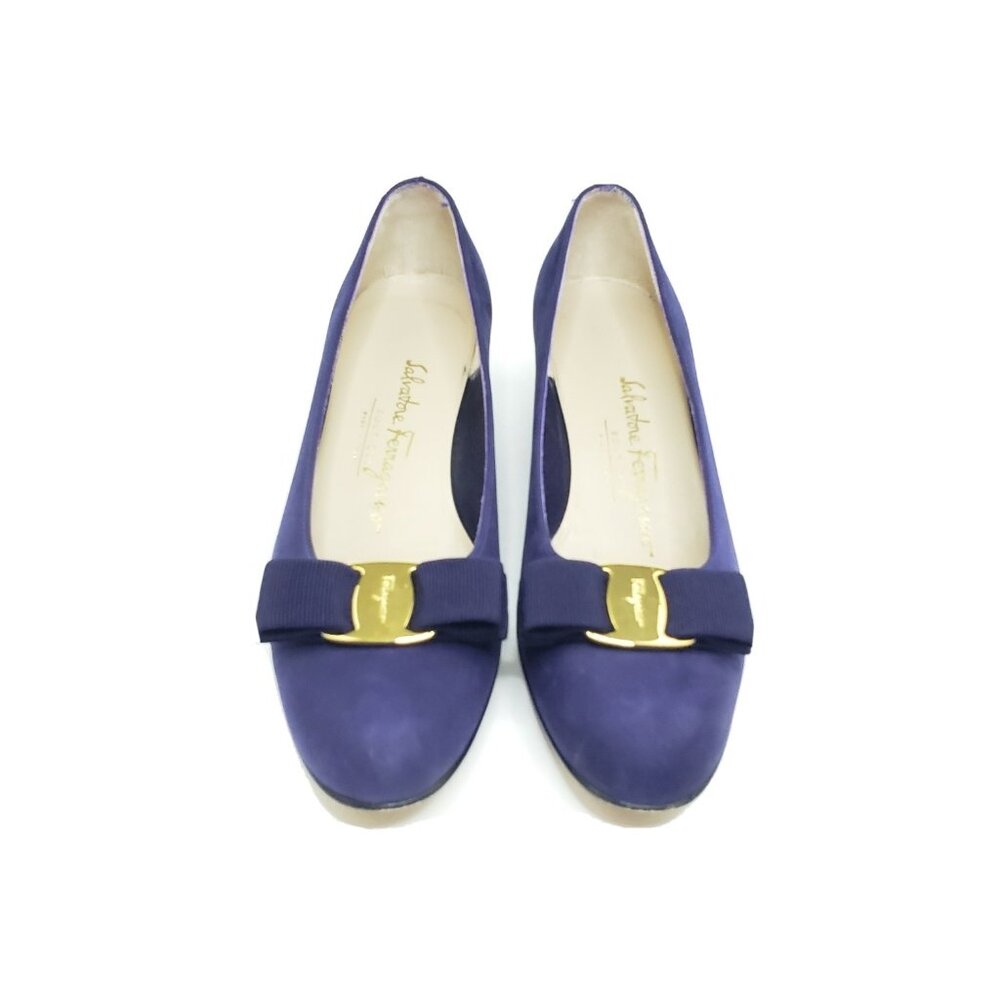 Salvatore Ferragamo Vara Bow Pumps 7.5 AA Purple Suede Low Heel Made in Italy